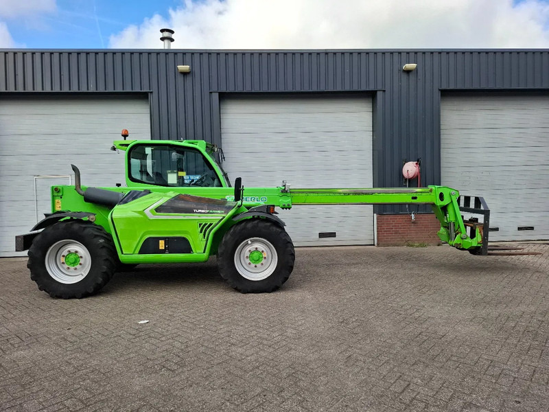 Merlo TF38.7 - Manipulador telescópico: foto 5 Merlo TF38.7 - Manipulador telescópico: foto 5