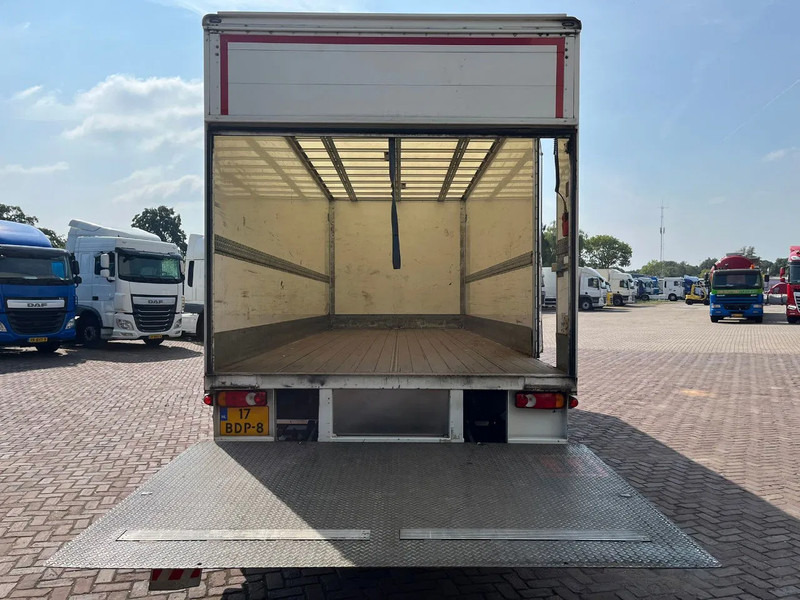 Camión caja cerrada DAF LF 210 FA 12 TN EURO 6: foto 10