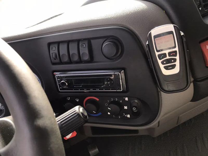 Camión caja cerrada DAF LF 45 12.220 EURO 5 EEV: foto 19