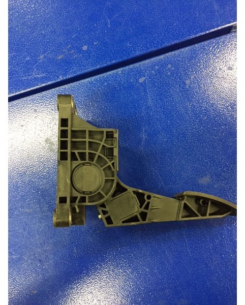 Mercedes-Benz gaspedaal actros / atego / axor 9603000004 - Pedal para Camión: foto 3 Mercedes-Benz gaspedaal actros / atego / axor 9603000004 - Pedal para Camión: foto 3