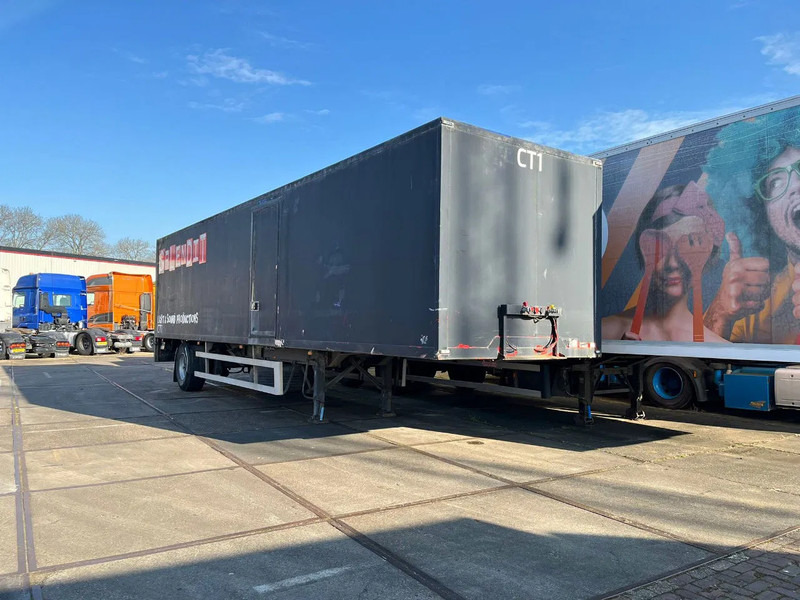 Netam-Fruehauf ONCRK 22110 - Semirremolque caja cerrada: foto 1 Netam-Fruehauf ONCRK 22110 - Semirremolque caja cerrada: foto 1