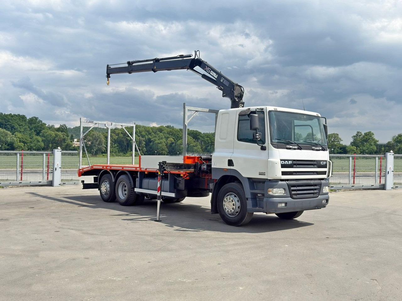 DAF CF 85.380*ABSCHLEPPWAGEN 7,20m+ HIAB 144 B-2 DUO - Grua de remolque autos: foto 2 DAF CF 85.380*ABSCHLEPPWAGEN 7,20m+ HIAB 144 B-2 DUO - Grua de remolque autos: foto 2