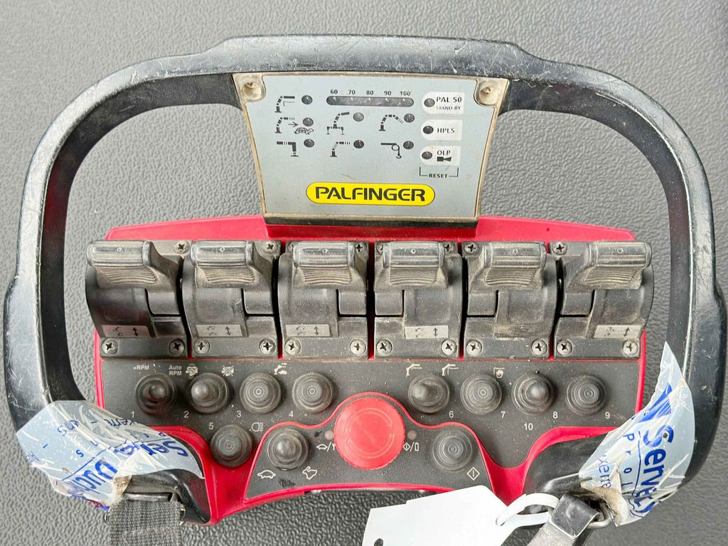 Camión grúa, Camión caja abierta Iveco TRAKKER 360 * PRITSCHE 6,80* PK 16002 B+FUNK*6x4 Iveco TRAKKER 360 * PRITSCHE 6,80* PK 16002 B+FUNK*6x4: foto 10