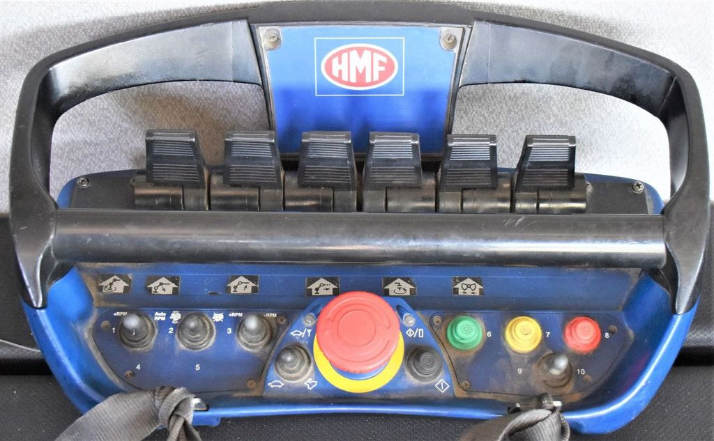 Camión grúa, Cabeza tractora MAN TGS 18.400 Sattelzugmaschine + KRAN /FUNK MAN TGS 18.400 Sattelzugmaschine + KRAN /FUNK: foto 13 Camión grúa, Cabeza tractora MAN TGS 18.400 Sattelzugmaschine + KRAN /FUNK MAN TGS 18.400 Sattelzugmaschine + KRAN /FUNK: foto 13