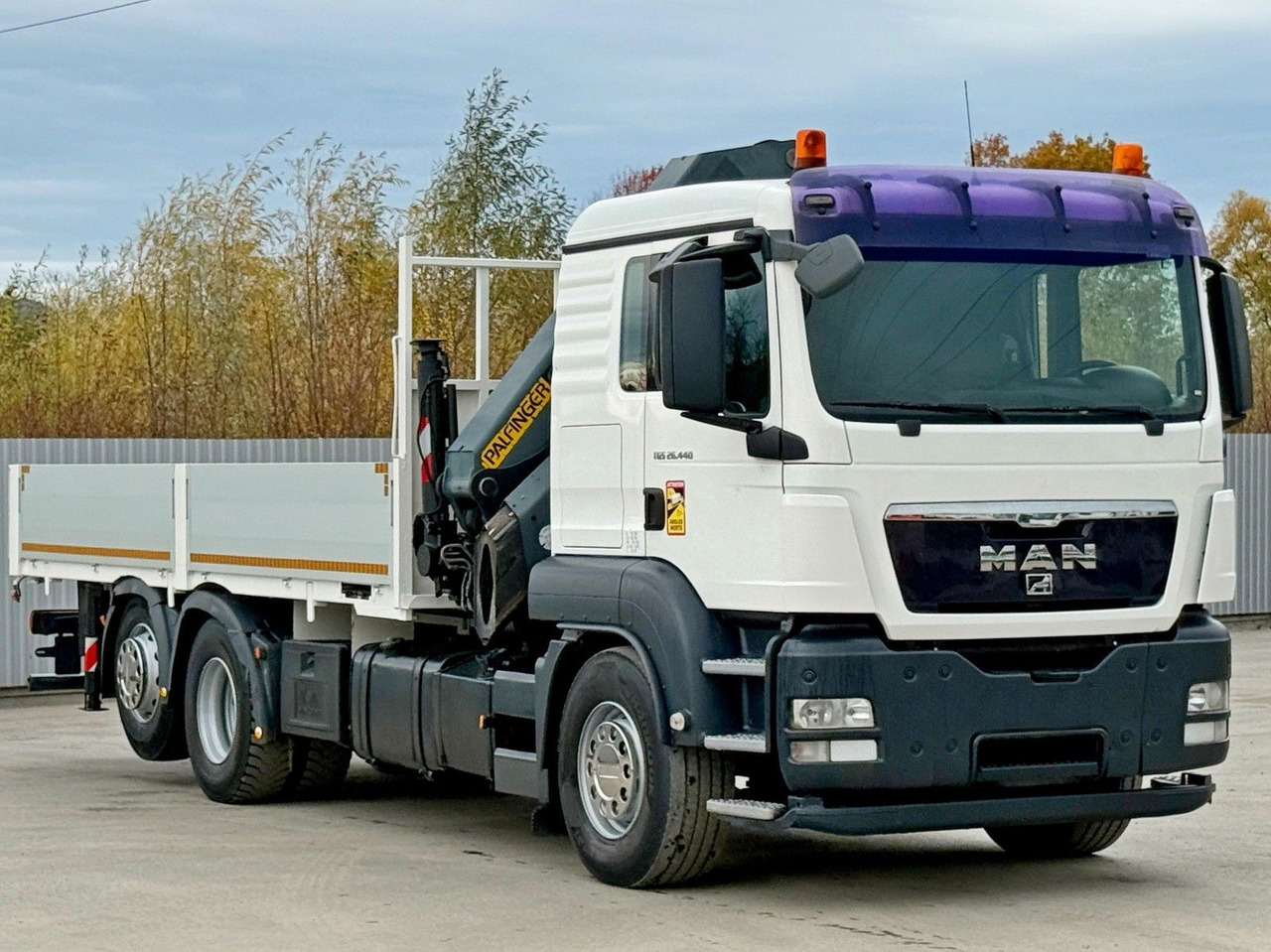 MAN TGS 26.440 * PRITSCHE 6,15 m + PK 29002 * TOP - Camión grúa: foto 2 MAN TGS 26.440 * PRITSCHE 6,15 m + PK 29002 * TOP - Camión grúa: foto 2