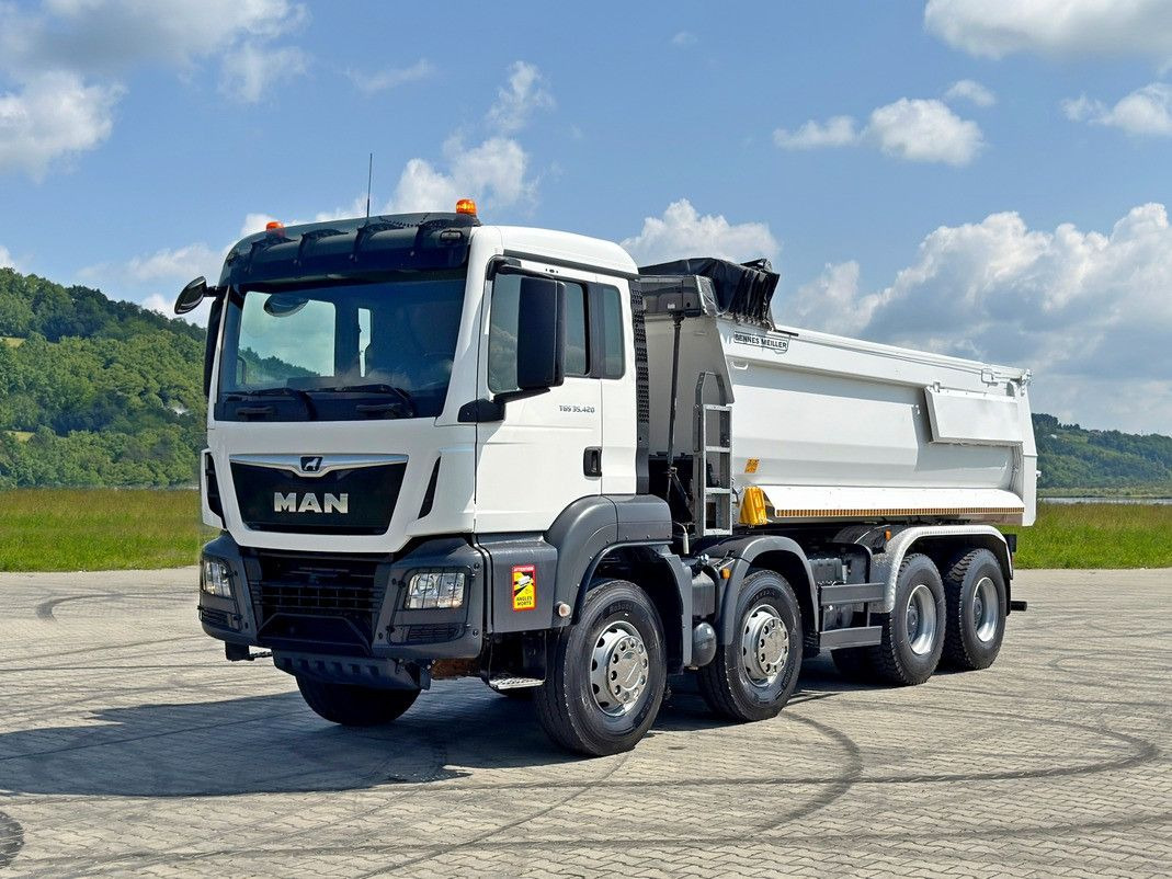 MAN TGS 35.420 KIPPER * 8x4 * TOPZUSTAND - Camión volquete: foto 1 MAN TGS 35.420 KIPPER * 8x4 * TOPZUSTAND - Camión volquete: foto 1