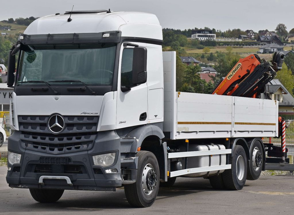 Mercedes-Benz AROCS 2542* PK 13001-K B* TOPZUSTAND - Camión grúa, Camión caja abierta: foto 4 Mercedes-Benz AROCS 2542* PK 13001-K B* TOPZUSTAND - Camión grúa, Camión caja abierta: foto 4