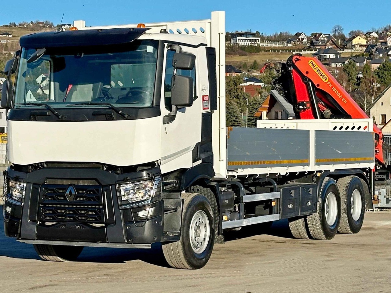 Renault C 380 *PRITSCHE 6,80m * PK 18002-EH C + FUNK*6x4 - Camión grúa: foto 4 Renault C 380 *PRITSCHE 6,80m * PK 18002-EH C + FUNK*6x4 - Camión grúa: foto 4