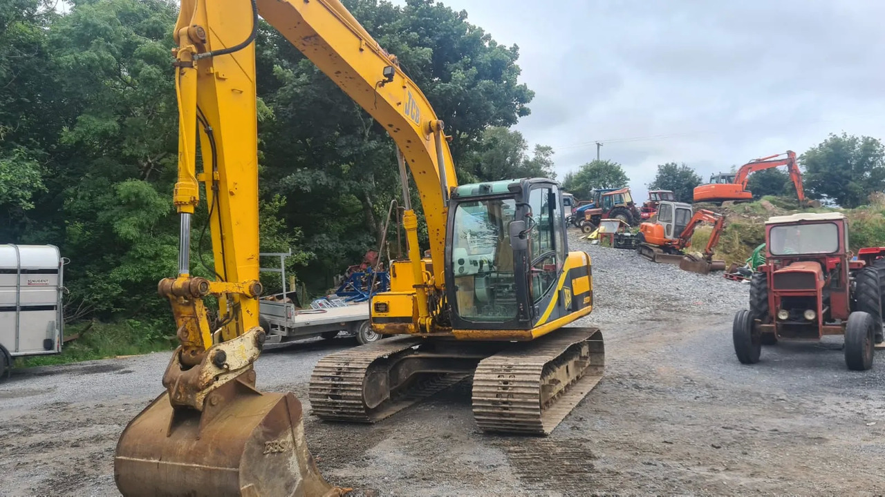 JCB JS 130 - Excavadora de cadenas: foto 4 JCB JS 130 - Excavadora de cadenas: foto 4