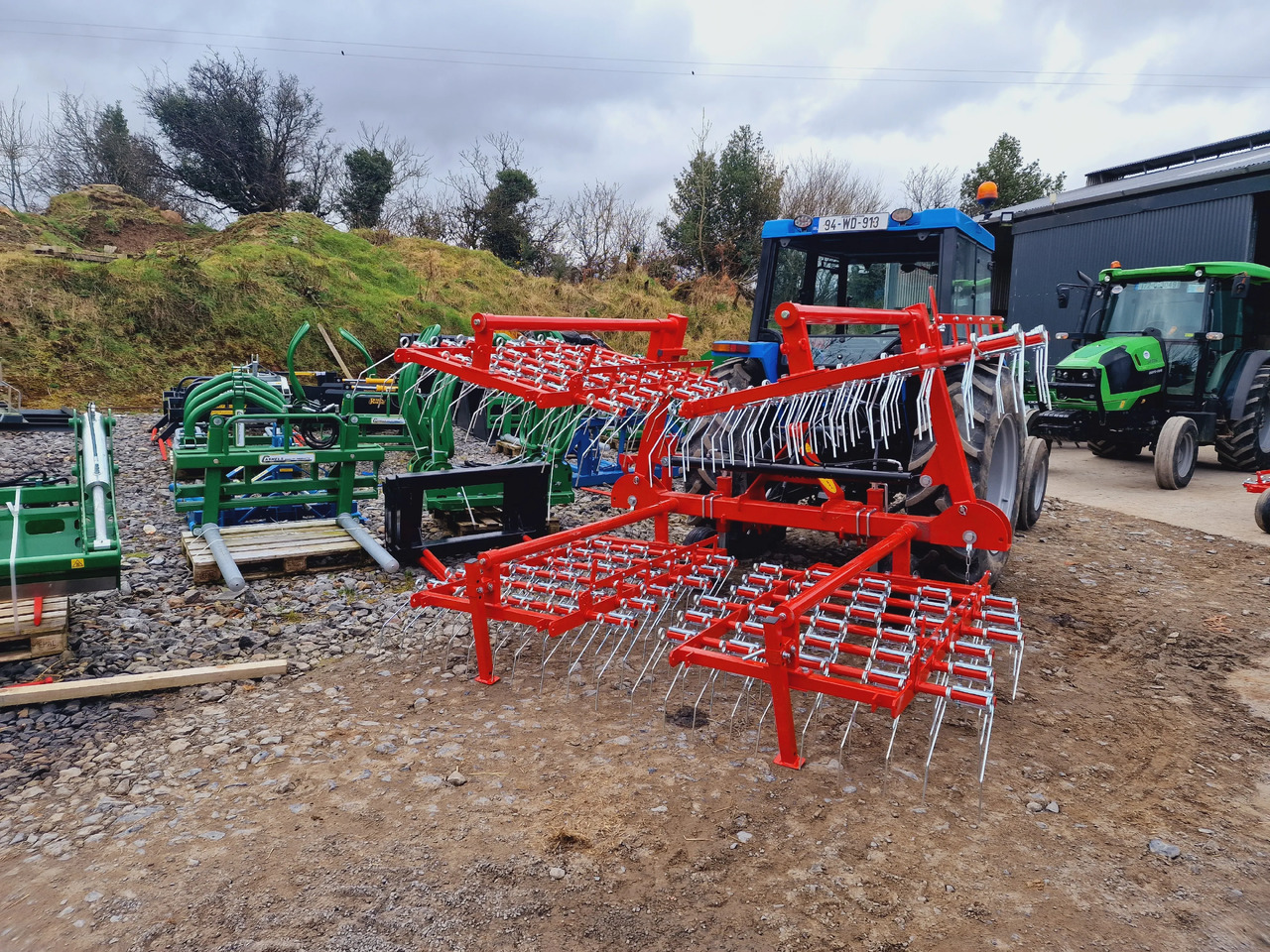 Jarmet 6 Metre Tine Harrow - Grada de púas: foto 1 Jarmet 6 Metre Tine Harrow - Grada de púas: foto 1