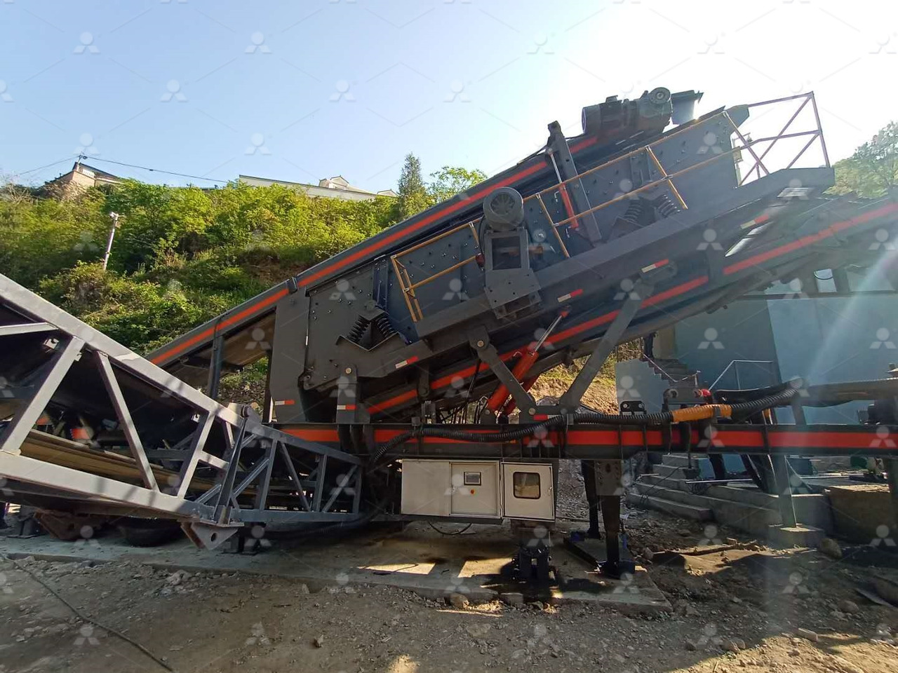 LIMING NK series mobile crusher - Trituradora móvil: foto 4 LIMING NK series mobile crusher - Trituradora móvil: foto 4