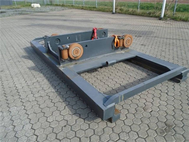 Kalmar DRU450-62S5 - Reach stacker: foto 1 Kalmar DRU450-62S5 - Reach stacker: foto 1