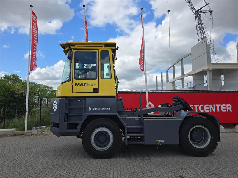 Mafi MT45R 4x4 - Tractor industrial: foto 4 Mafi MT45R 4x4 - Tractor industrial: foto 4