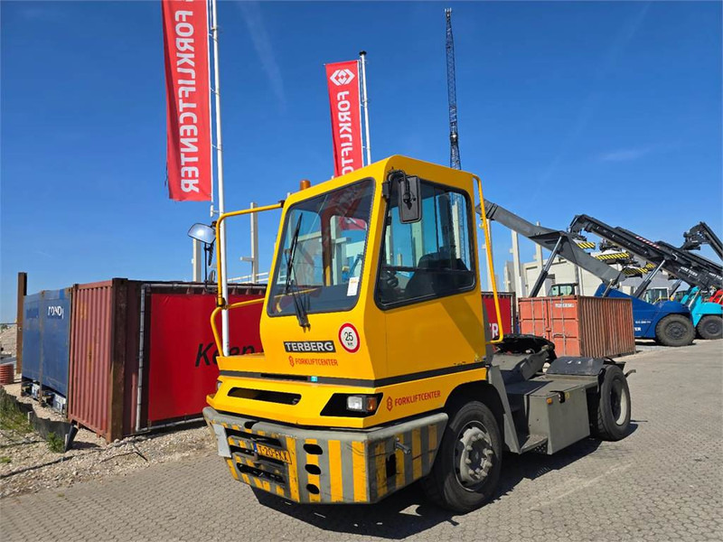Terberg YT182 - Tractor industrial: foto 2 Terberg YT182 - Tractor industrial: foto 2