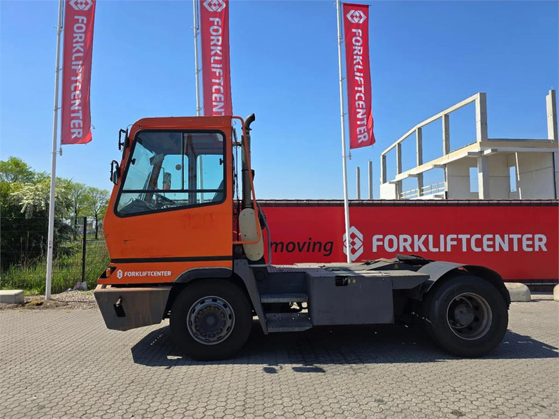 Terberg YT182 - Tractor industrial: foto 4 Terberg YT182 - Tractor industrial: foto 4