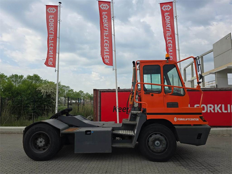 Terberg YT182 - Tractor industrial: foto 3 Terberg YT182 - Tractor industrial: foto 3
