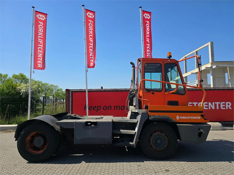 Terberg YT182 - Tractor industrial: foto 3 Terberg YT182 - Tractor industrial: foto 3