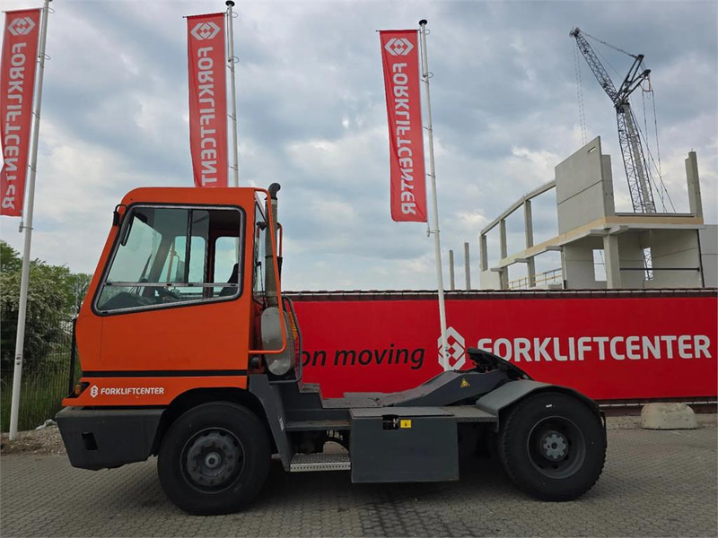 Terberg YT182 - Tractor industrial: foto 4 Terberg YT182 - Tractor industrial: foto 4