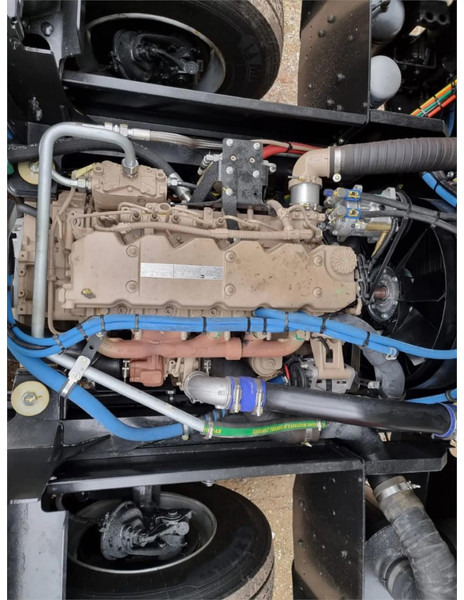 Tractor industrial Terberg YT220: foto 17