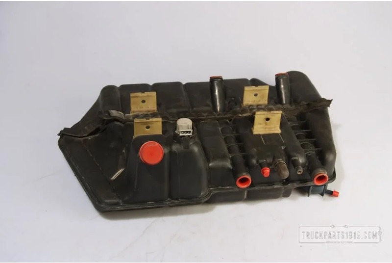 DAF Cooling System Expansie vat XF - Depósito de expansión para Camión: foto 2 DAF Cooling System Expansie vat XF - Depósito de expansión para Camión: foto 2