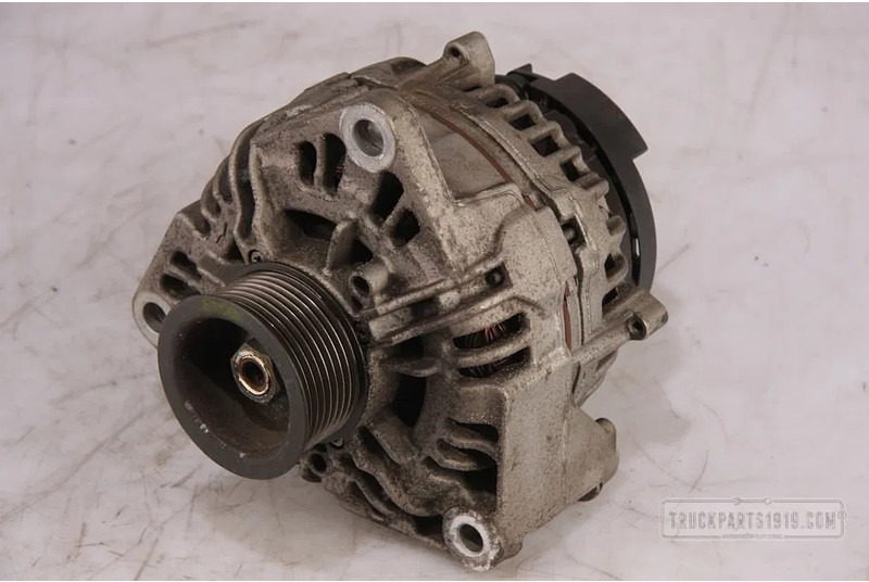 MAN 51.26101-7283 Dynamo 120A - Alternador para Camión: foto 1 MAN 51.26101-7283 Dynamo 120A - Alternador para Camión: foto 1