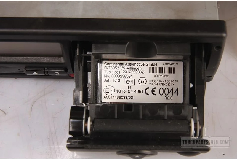 Mercedes-Benz Electrical System Tachograaf R2.0 MB MP4 - Tacógrafo para Camión: foto 3 Mercedes-Benz Electrical System Tachograaf R2.0 MB MP4 - Tacógrafo para Camión: foto 3