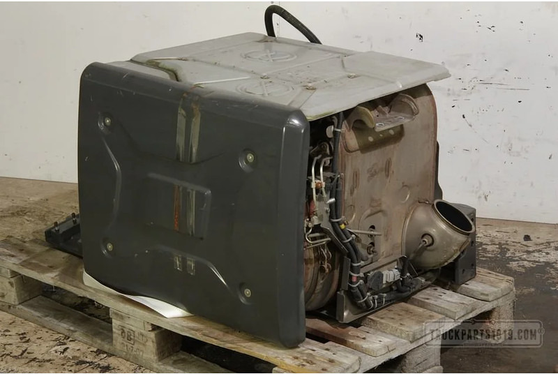 Renault Exhaust System Katalysator RENAULT - Convertidor catalítico para Camión: foto 1 Renault Exhaust System Katalysator RENAULT - Convertidor catalítico para Camión: foto 1