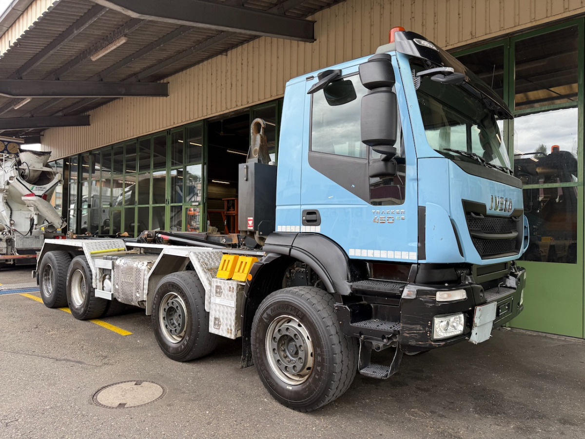 IVECO 340T45 Trakker  8x4 - Camión multibasculante: foto 1 IVECO 340T45 Trakker  8x4 - Camión multibasculante: foto 1