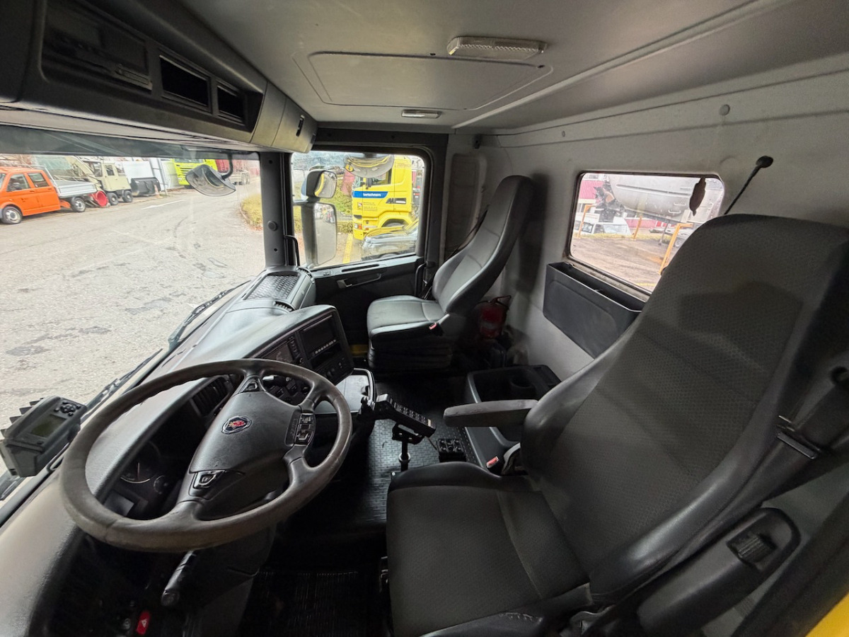 SCANIA R450 8x4 - Camión multibasculante: foto 4 SCANIA R450 8x4 - Camión multibasculante: foto 4
