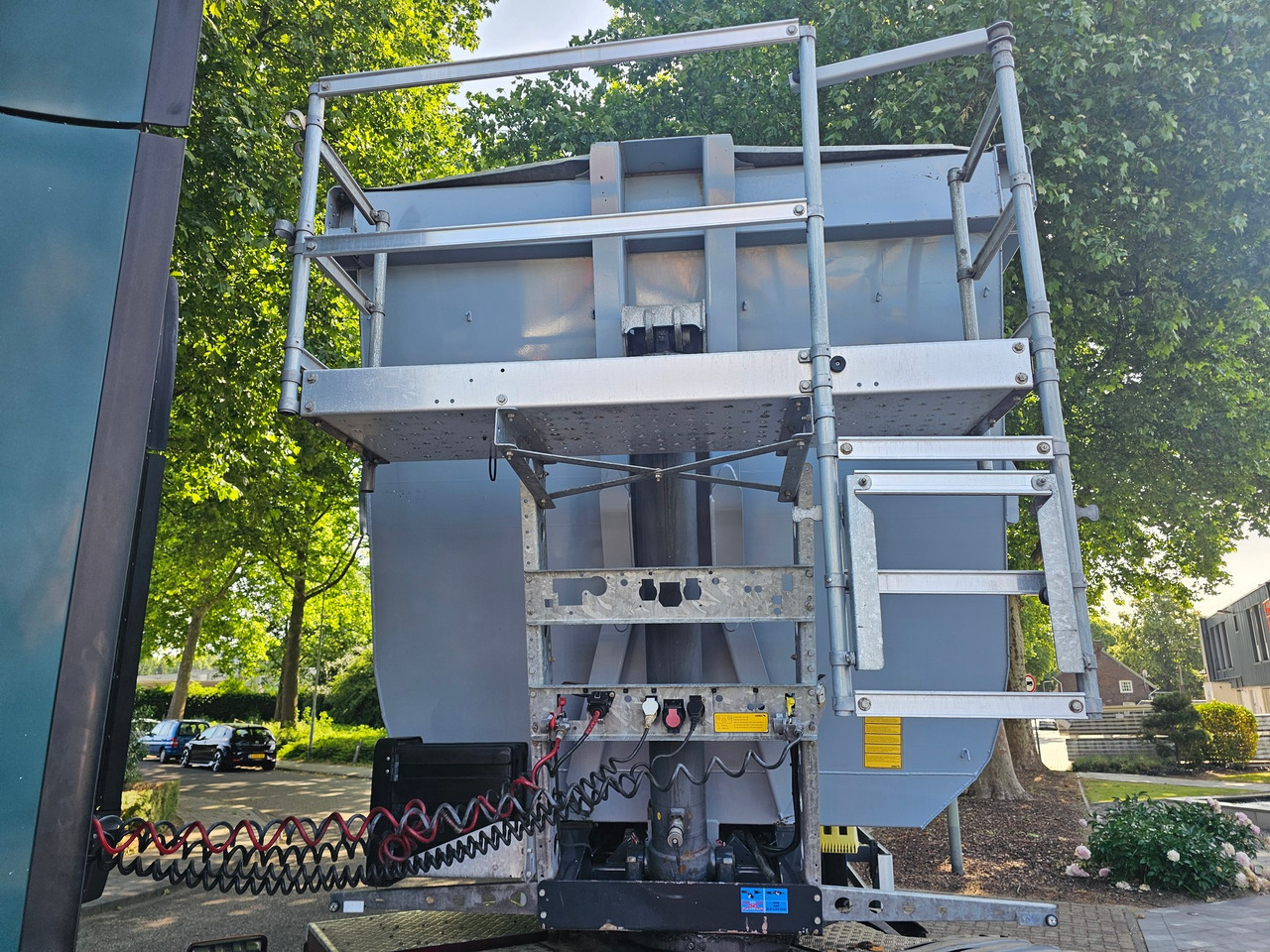 Semirremolque volquete Schmitz SGF-S3 Scraptipper 55 M3: foto 6