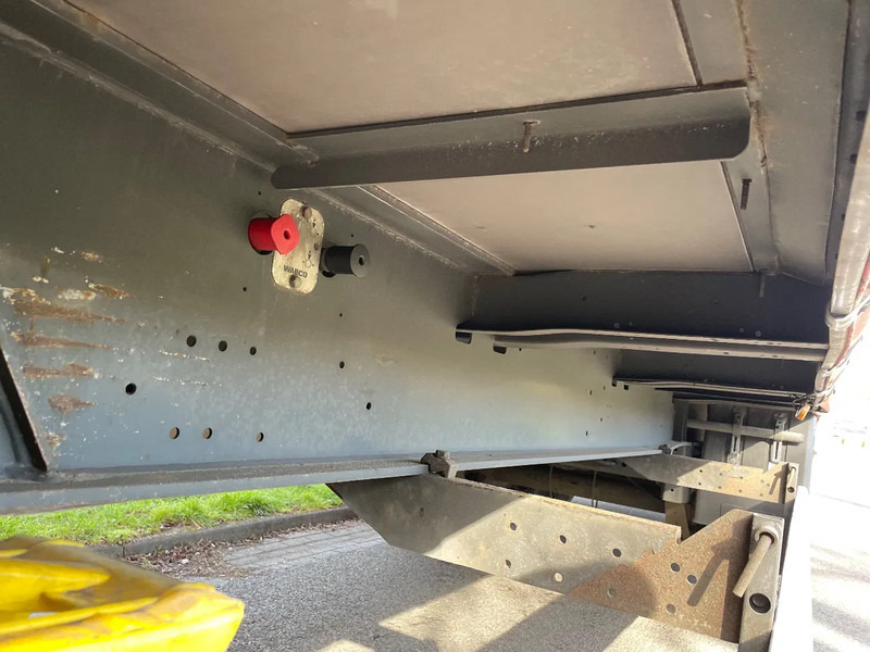 Kässbohrer Taut Liner Schuifdak 25-10-2025 APK - Semirremolque lona: foto 2 Kässbohrer Taut Liner Schuifdak 25-10-2025 APK - Semirremolque lona: foto 2