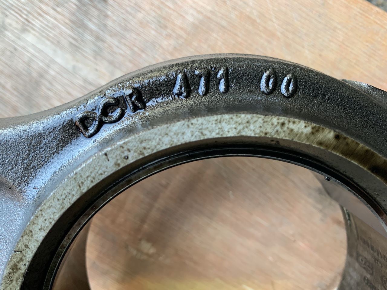 CONNECTING ROD WITH PISTONS OM 471LA 420PS EURO 5 - Motor y piezas para Camión: foto 3 CONNECTING ROD WITH PISTONS OM 471LA 420PS EURO 5 - Motor y piezas para Camión: foto 3