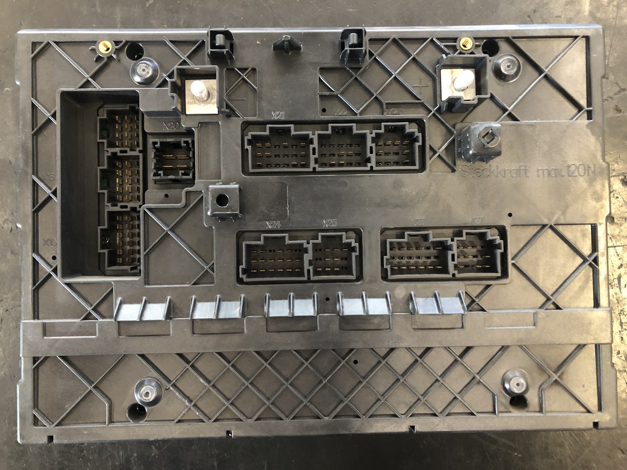 CONTROL UNIT SAM CABIN ACTROS MP4 - Unidad de control para Camión: foto 3 CONTROL UNIT SAM CABIN ACTROS MP4 - Unidad de control para Camión: foto 3