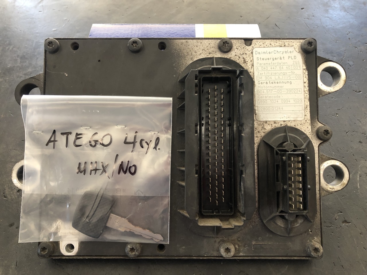 ENGINE CONTROL UNIT ATEGO OM904LA EURO 3 - Unidad de control para Camión: foto 1 ENGINE CONTROL UNIT ATEGO OM904LA EURO 3 - Unidad de control para Camión: foto 1