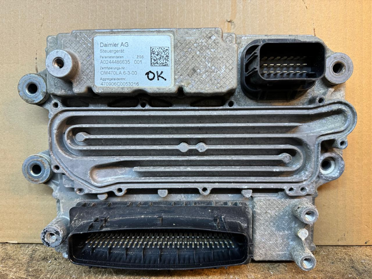 ENGINE CONTROL UNIT(CONTROL MODULE MCM 2) OM471LA,OM470LA,OM934LA EURO 5-6 - Unidad de control para Camión: foto 3 ENGINE CONTROL UNIT(CONTROL MODULE MCM 2) OM471LA,OM470LA,OM934LA EURO 5-6 - Unidad de control para Camión: foto 3