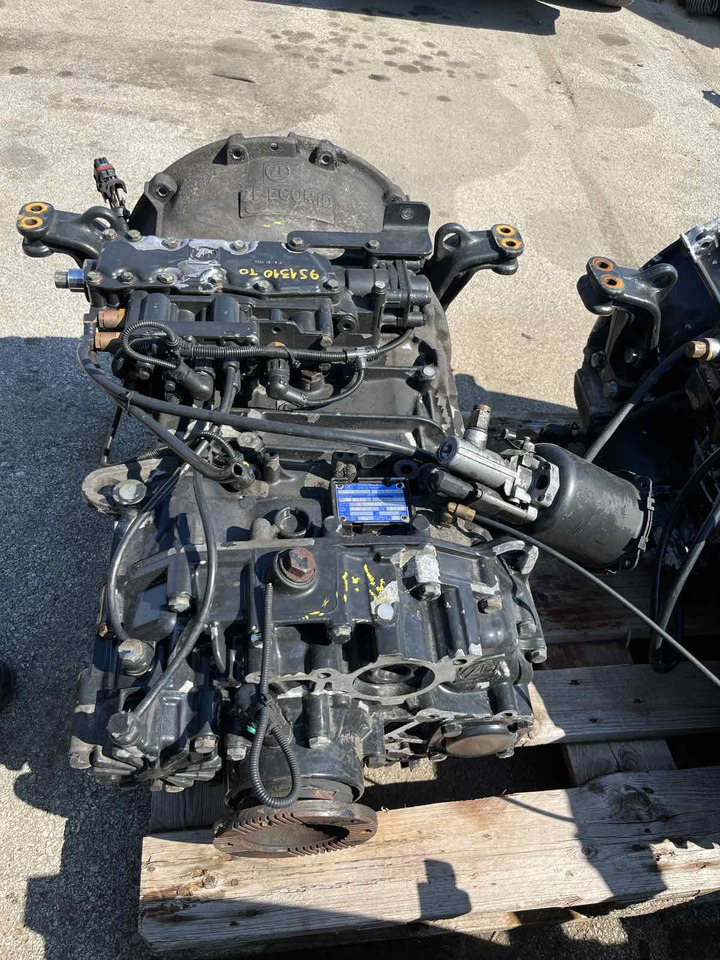 GEARBOX MAN ZF 9S1310 - Caja de cambios y piezas para Camión: foto 3 GEARBOX MAN ZF 9S1310 - Caja de cambios y piezas para Camión: foto 3