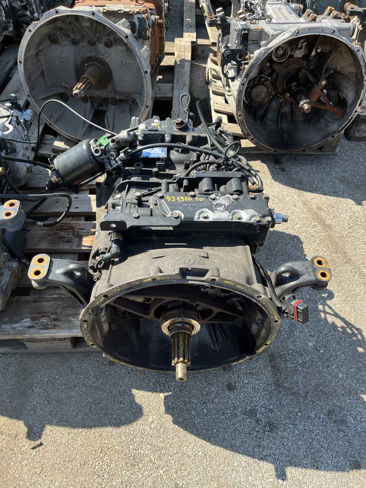 GEARBOX MAN ZF 9S1310 - Caja de cambios y piezas para Camión: foto 1 GEARBOX MAN ZF 9S1310 - Caja de cambios y piezas para Camión: foto 1