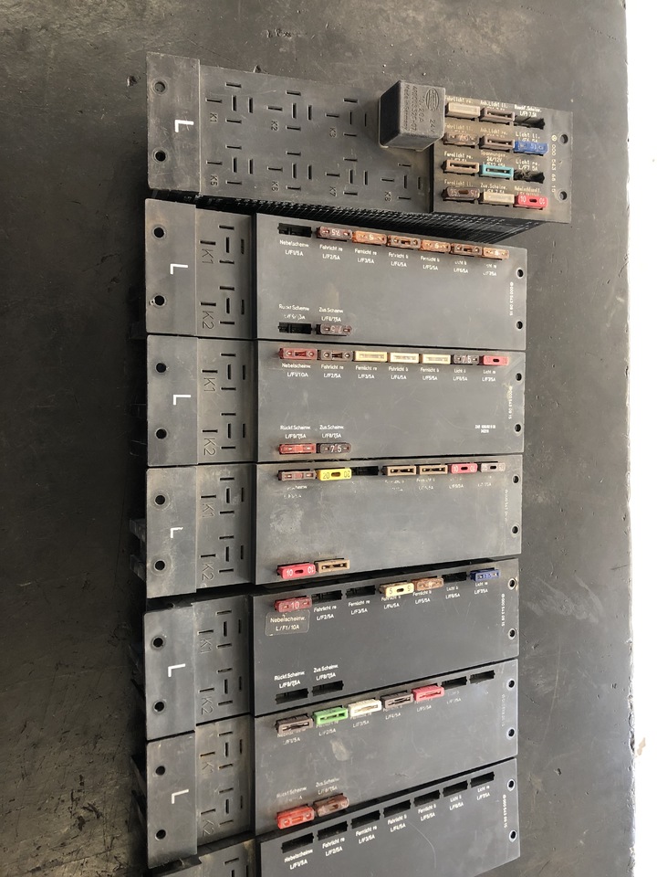 MODULE MERCEDES BENZ SK  - Relé: foto 2 MODULE MERCEDES BENZ SK  - Relé: foto 2