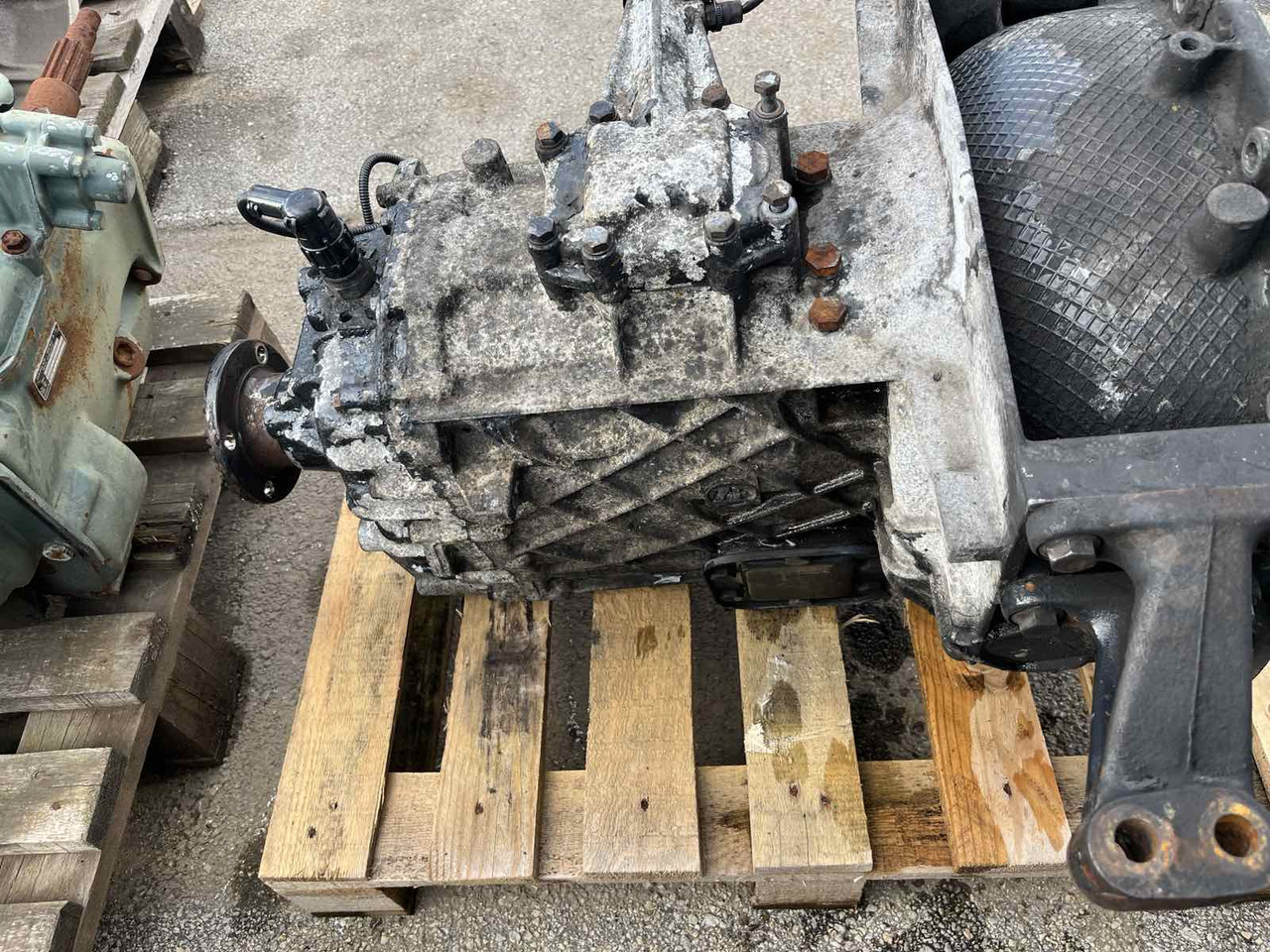 S5-42,9S1310,FSO-8309A MAN - Caja de cambios y piezas para Camión: foto 2 S5-42,9S1310,FSO-8309A MAN - Caja de cambios y piezas para Camión: foto 2