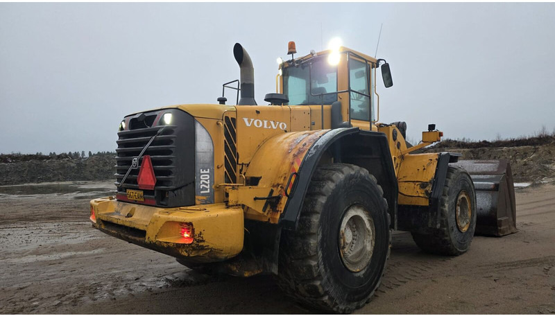 Volvo L220E - Cargadora de ruedas: foto 1 Volvo L220E - Cargadora de ruedas: foto 1