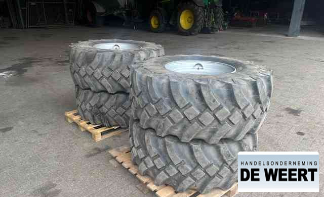 Magni 445/65R22.5 - Neumáticos y llantas para Maquinaria agrícola: foto 1 Magni 445/65R22.5 - Neumáticos y llantas para Maquinaria agrícola: foto 1