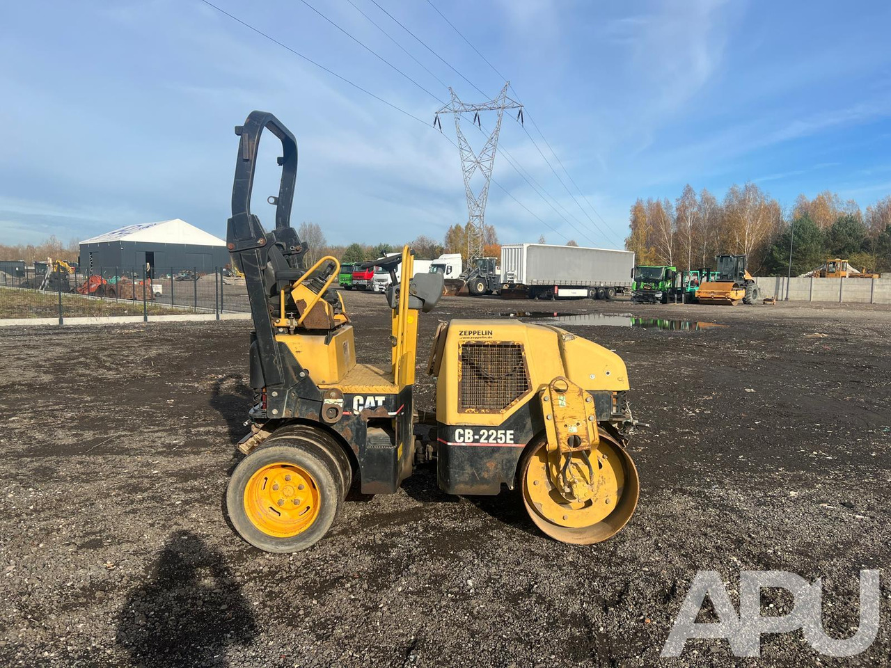 Rodillo CATERPILLAR CB-225E: foto 6 Rodillo CATERPILLAR CB-225E: foto 6