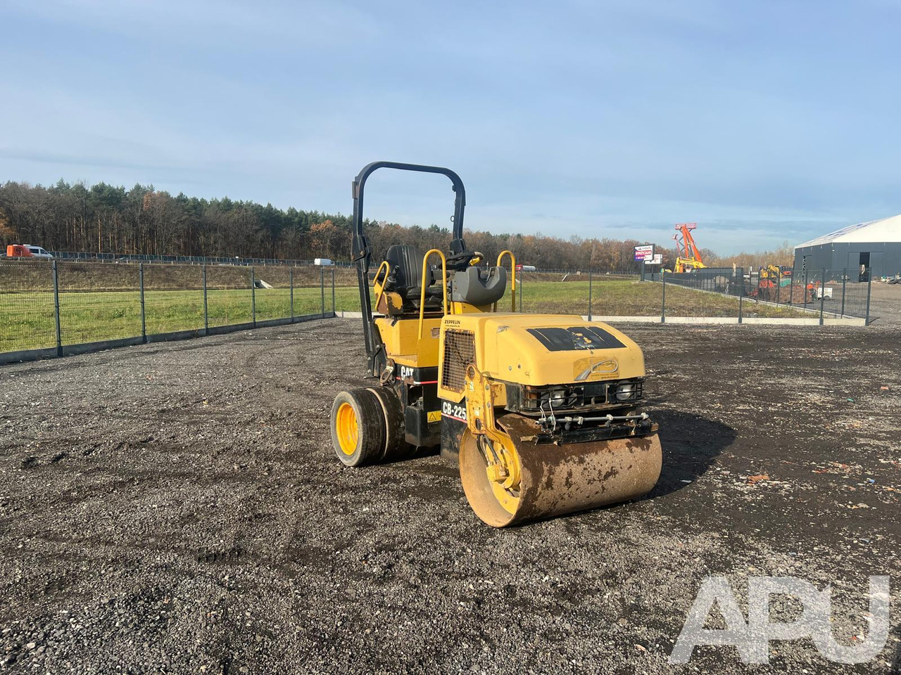 Rodillo CATERPILLAR CB-225E: foto 7 Rodillo CATERPILLAR CB-225E: foto 7