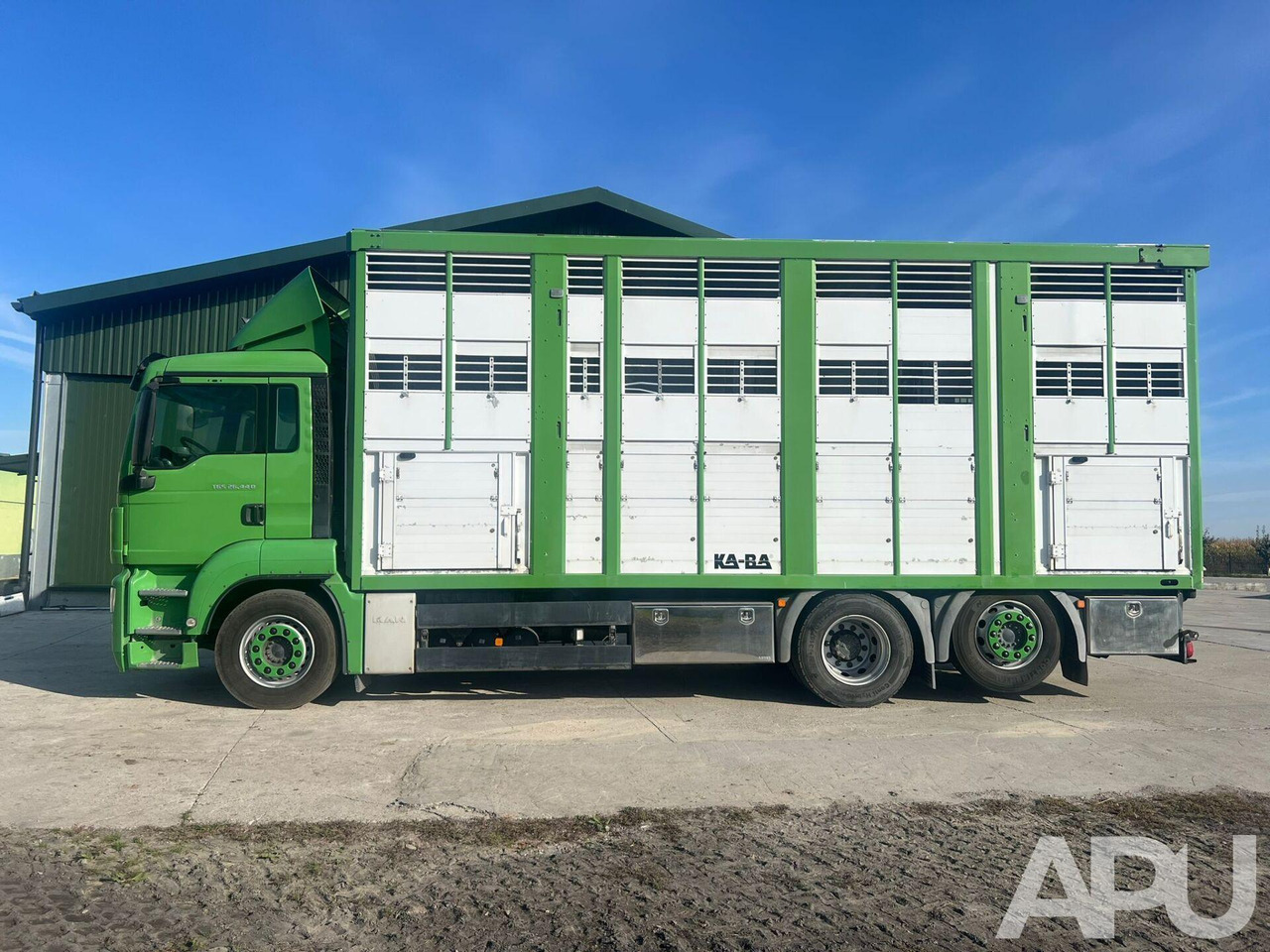 MAN TGS 26.440 DO PRZEWOZU BYDŁA - Camión transporte de ganado: foto 2 MAN TGS 26.440 DO PRZEWOZU BYDŁA - Camión transporte de ganado: foto 2