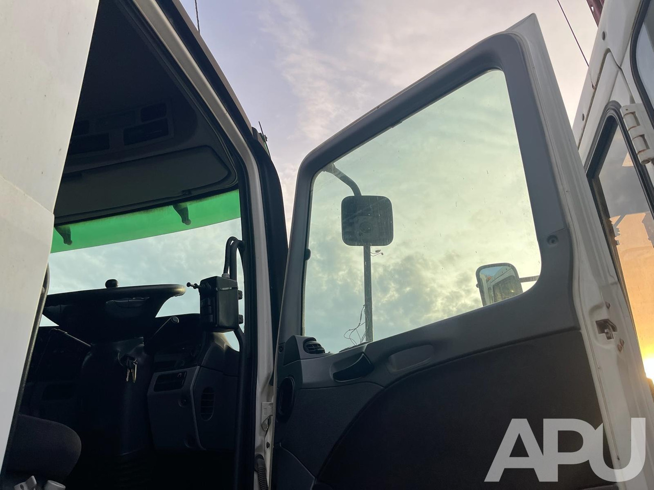 Mercedes-Benz Actros 2531L - Barredora vial: foto 3 Mercedes-Benz Actros 2531L - Barredora vial: foto 3