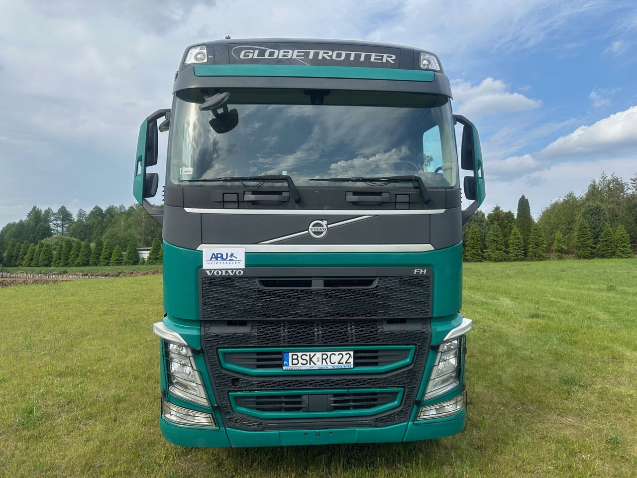 VOLVO FH500 do przewozu drewna - Camión forestal, Camión grúa: foto 3 VOLVO FH500 do przewozu drewna - Camión forestal, Camión grúa: foto 3