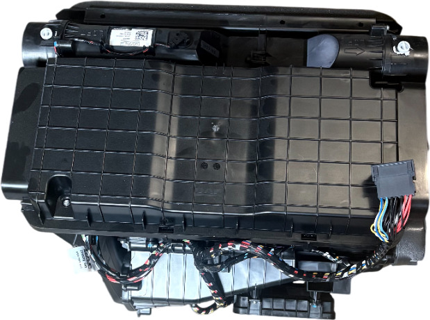 DAF XF / XG NGD KACHEL, CCC 2022- OE GEBRUIKT 2302626U - Ventilador de habitáculo para Camión: foto 1 DAF XF / XG NGD KACHEL, CCC 2022- OE GEBRUIKT 2302626U - Ventilador de habitáculo para Camión: foto 1