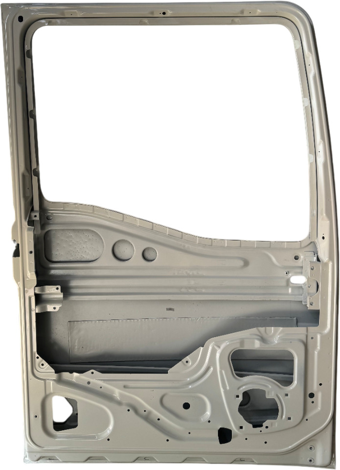 MAN TGM/GN/GX TG3 2021- DEUR LINKS GEBRUIKT 81626004137U - Puerta y piezas para Camión: foto 2 MAN TGM/GN/GX TG3 2021- DEUR LINKS GEBRUIKT 81626004137U - Puerta y piezas para Camión: foto 2