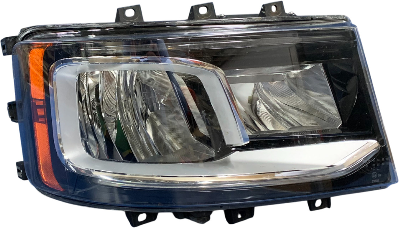 SCANIA S LED KOPLAMP RH USED 2674391U - Faro delantero para Camión: foto 1 SCANIA S LED KOPLAMP RH USED 2674391U - Faro delantero para Camión: foto 1
