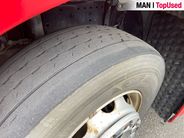 MAN TGX 26.470 6x2/2 BL SA "Retarder / 700 l Tank" - Cabeza tractora: foto 2 MAN TGX 26.470 6x2/2 BL SA "Retarder / 700 l Tank" - Cabeza tractora: foto 2